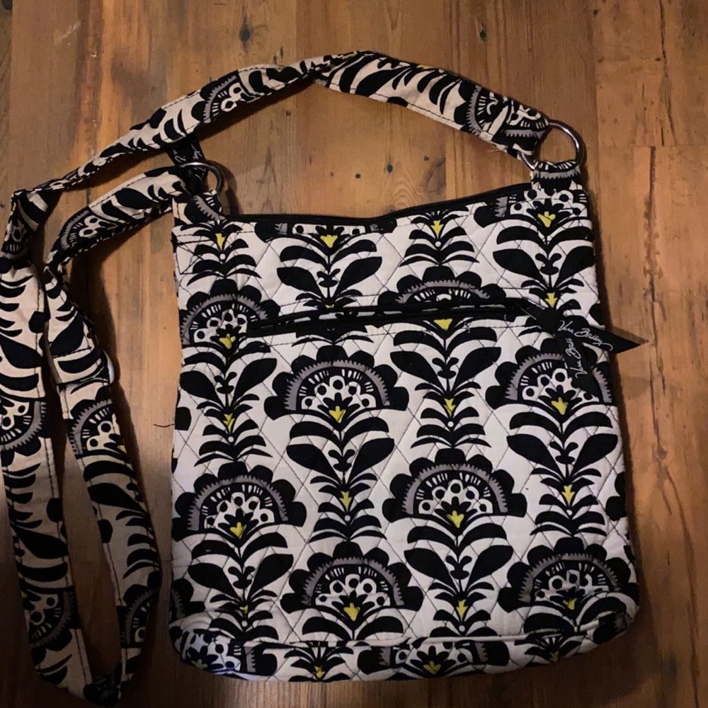Vera Bradley cross body